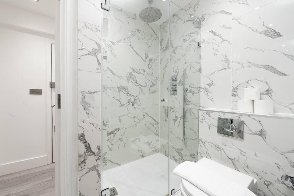 Nell Gwynn House One-bedroom Chelsea Ngh244 Londra