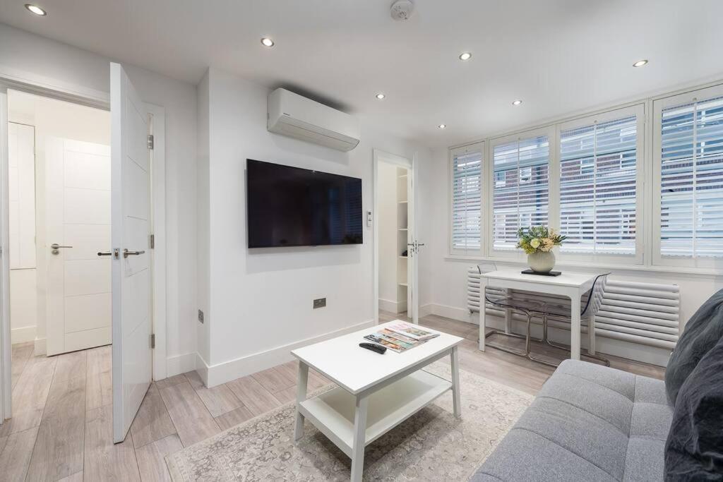 Nell Gwynn House One-bedroom Chelsea Ngh244 London